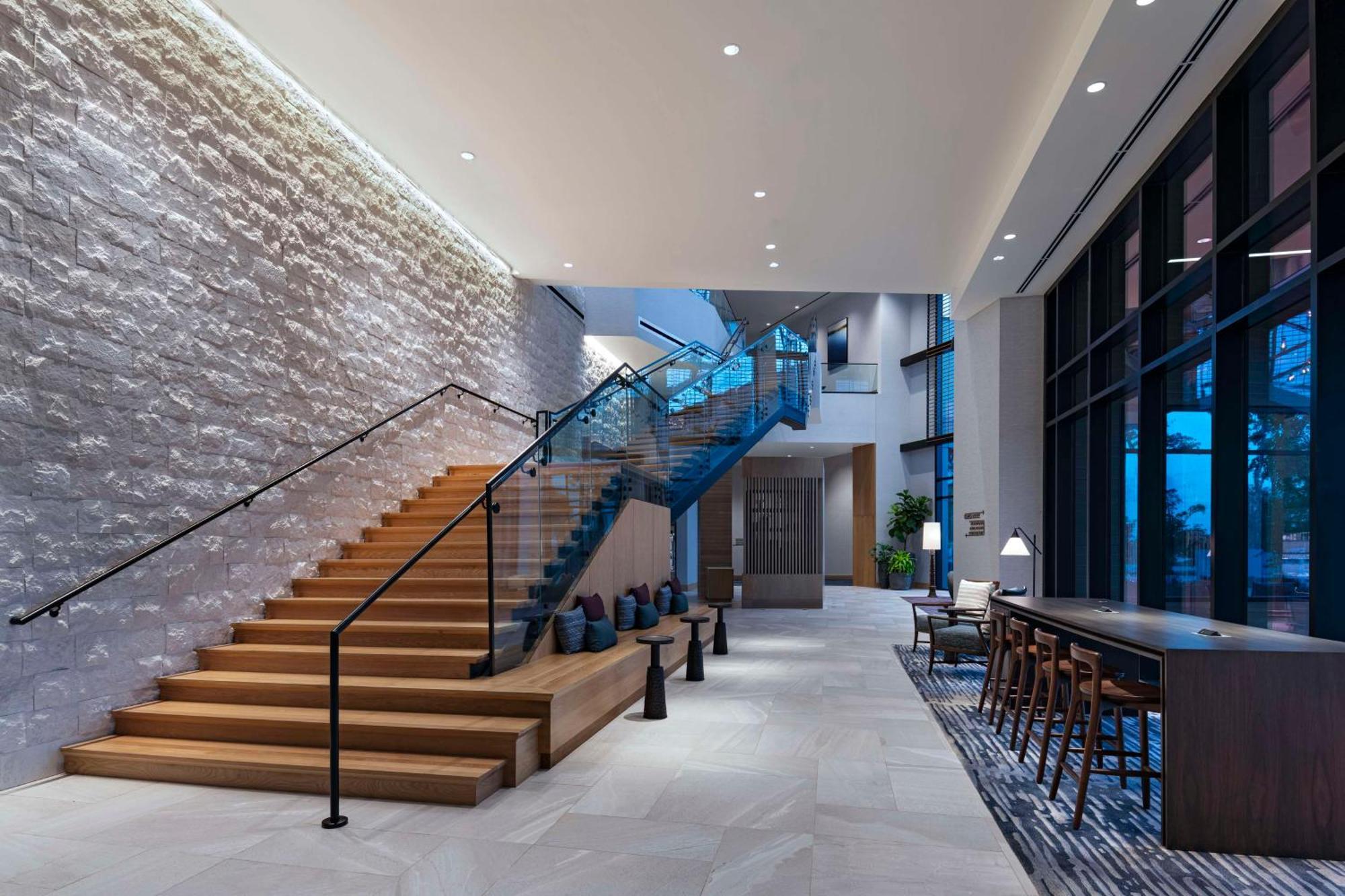 Hyatt Regency Conroe Hotel Bagian luar foto