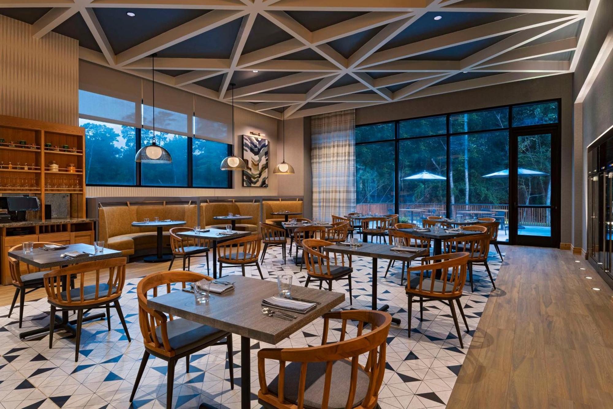 Hyatt Regency Conroe Hotel Bagian luar foto