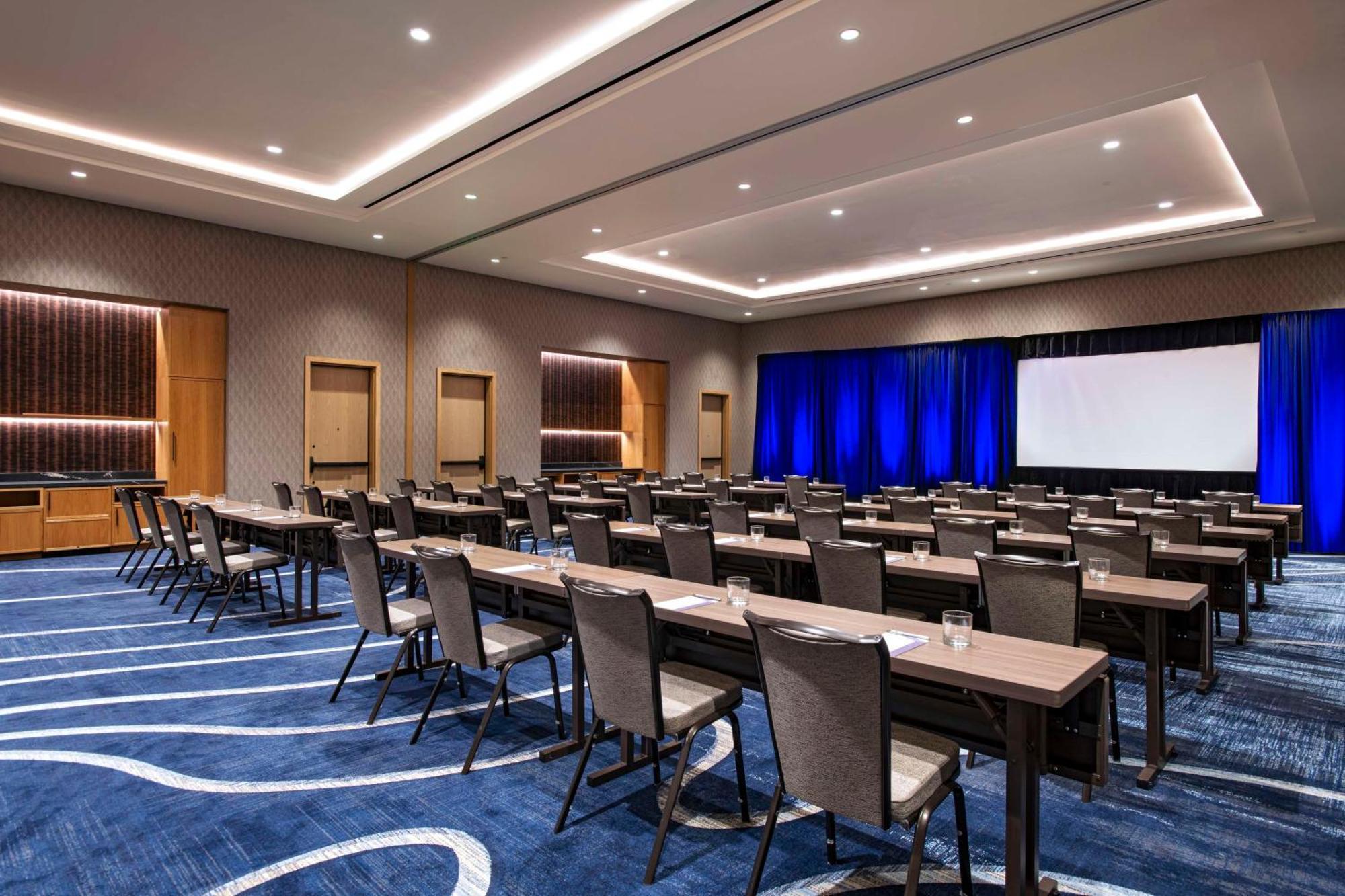 Hyatt Regency Conroe Hotel Bagian luar foto